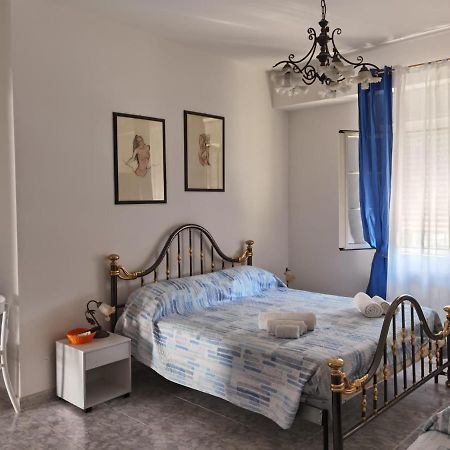 Rosy House Bed & Breakfast Scalea Exterior foto